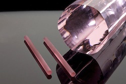 Cristal de grenat aluminium yttrium dopé
